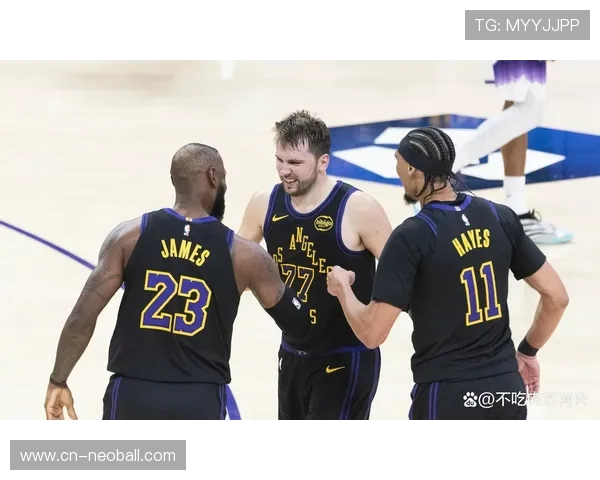 活塞110-104终结黄蜂9连胜，第三节爆发大规模冲突